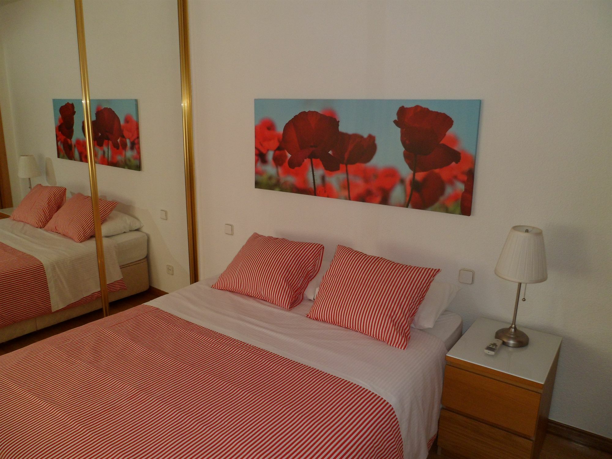 Room Canalejas Madrid Exterior foto